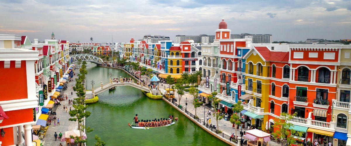 Cities to visit Vietnam offer culture food beaches and history.
